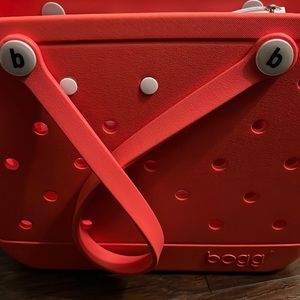 Bogg bag with pouches in Coral